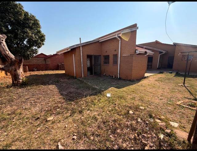 5 BEDROOM HOUSE FOR SALE IN MAMELODI EAST
